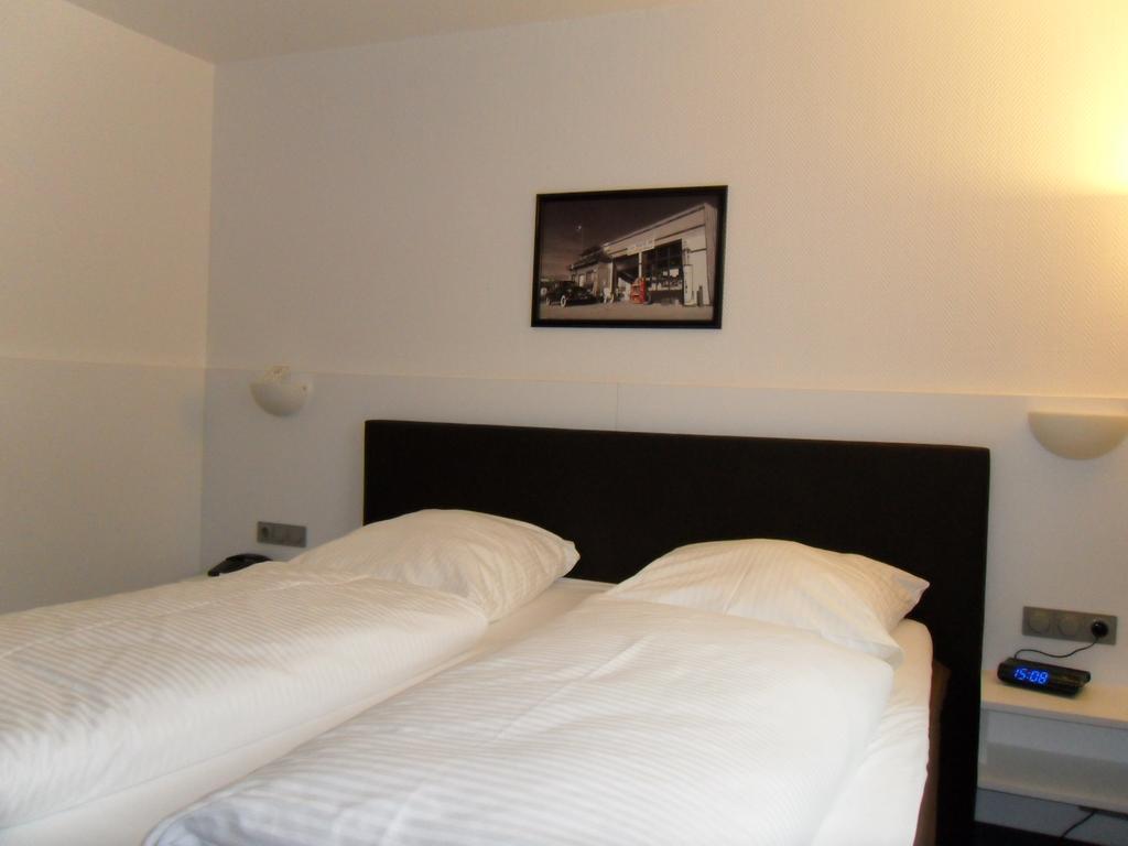 Hotel Gasthof Traube Kernen Exteriör bild