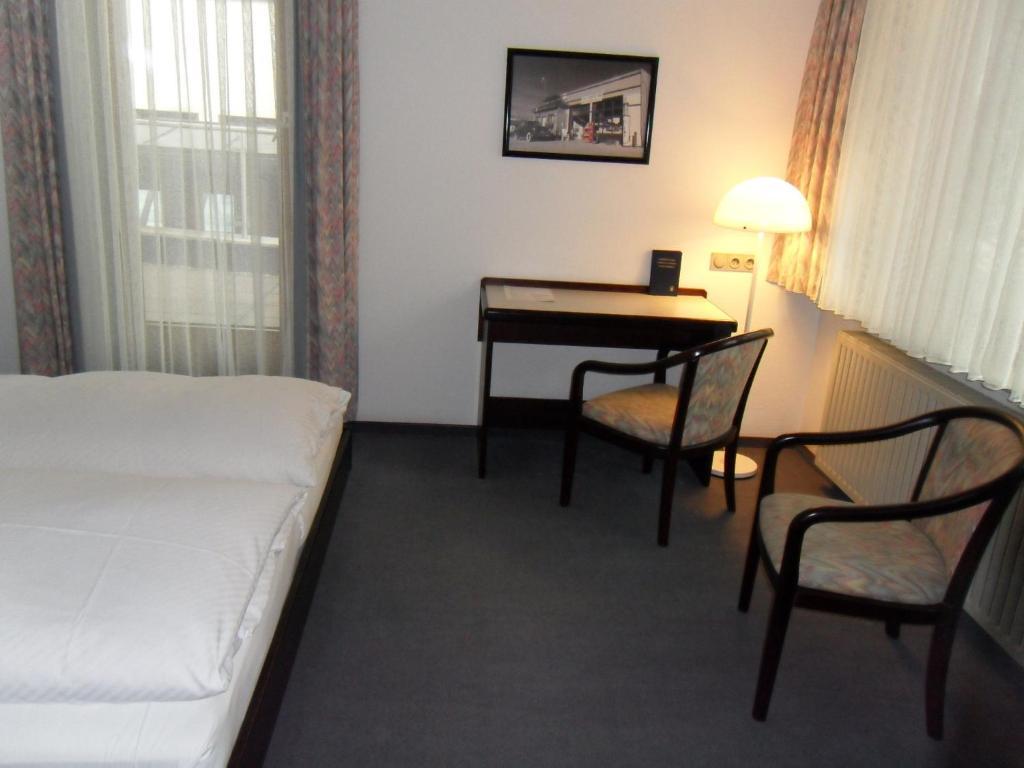Hotel Gasthof Traube Kernen Exteriör bild